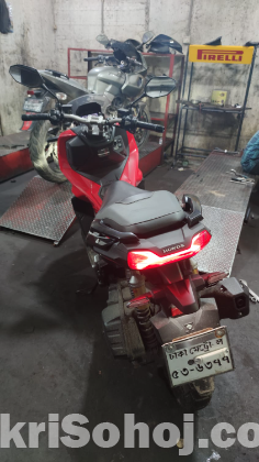 HONDA ADV 150